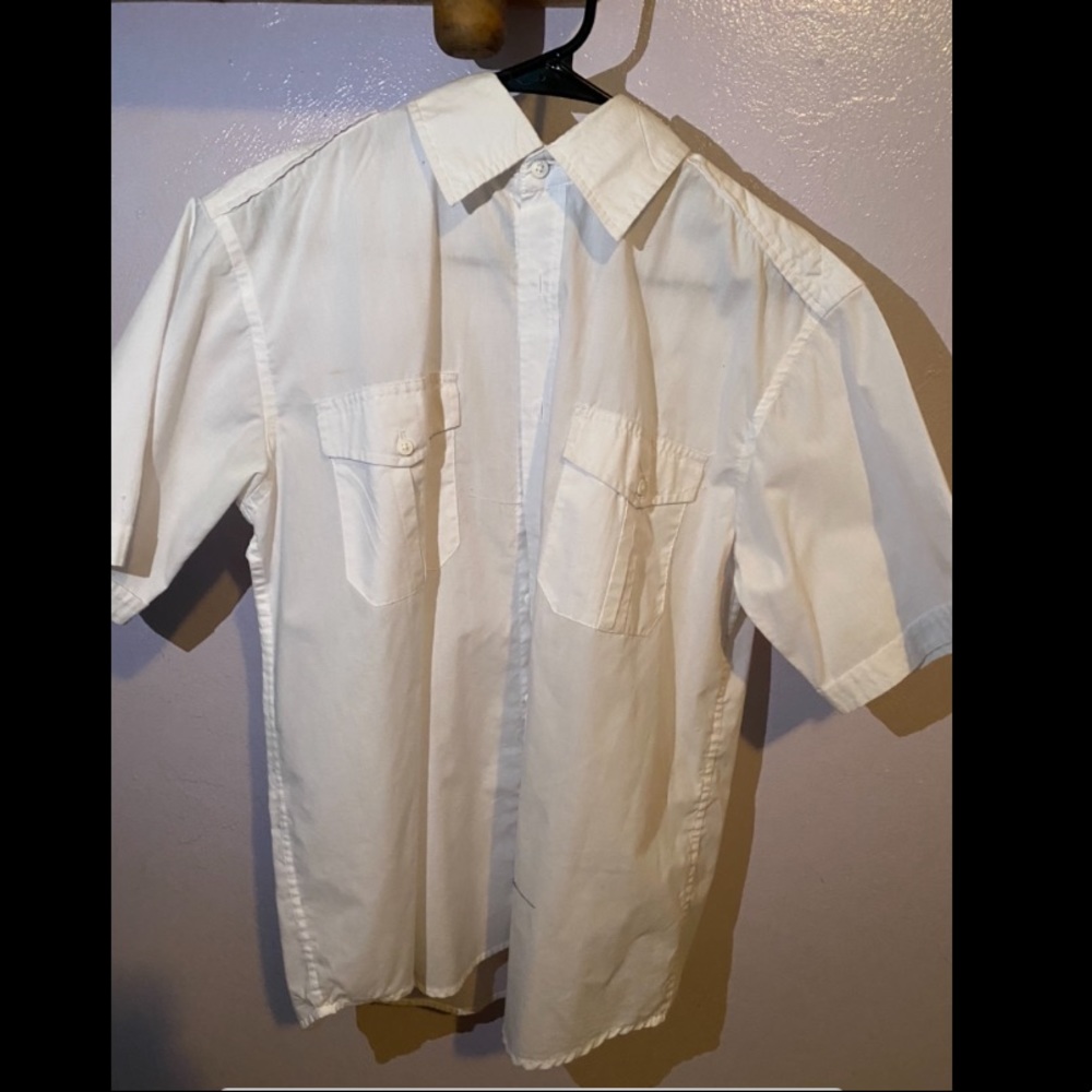 White Bruno New York dress shirt.